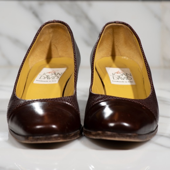 Vintage Joan & David Brown Leather Heels - Picture 3 of 10